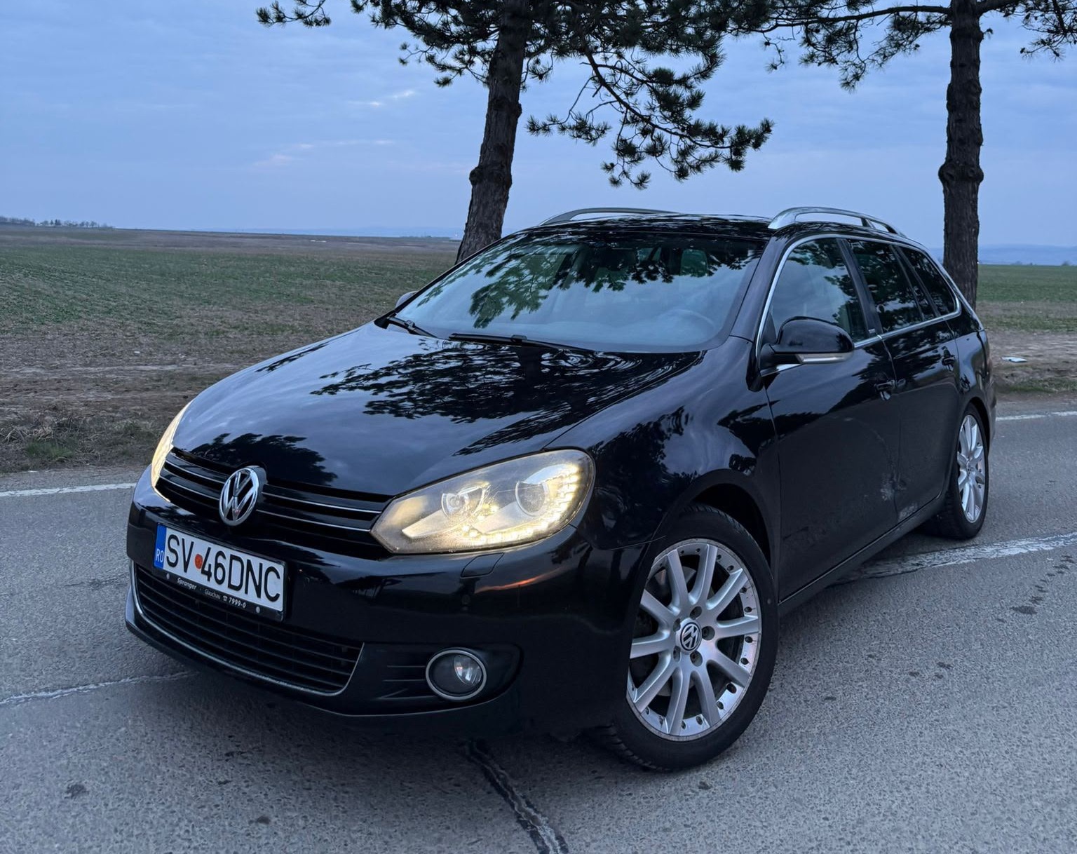 Volkswagen Golf - închiriere auto Suceava, România